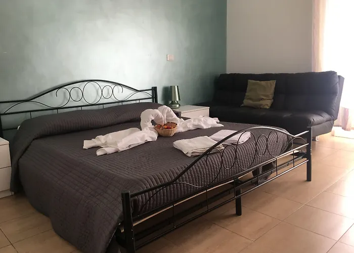 Damiani & Sister Guesthouse