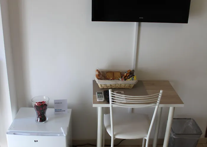 Damiani & Sister Guesthouse Bed & Breakfast